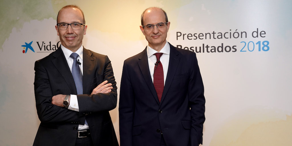 Javier Valle, consejero director general y Jordi Arenillas, subdirector general económico financiero.